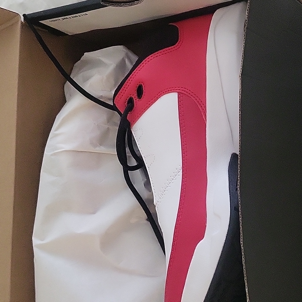 Jordan Max - Picture 6 of 6